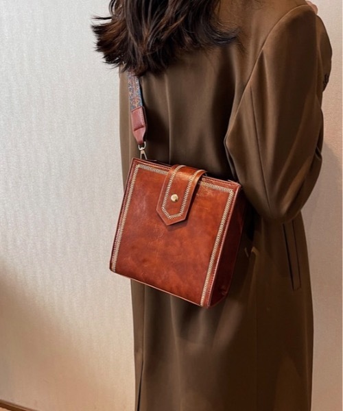 Burner（バーナー）の「【OKUOKU Recommend Select】ワイドショルダーベルト　スクエアショルダーバッグ　oku-bag-693660726183-15 Y（ショルダーバッグ・レディース・ブラック/ブラウン/ダークブラウン/ワイン・FREE）」の14枚目の写真