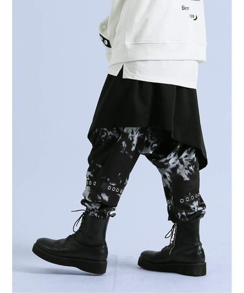 semantic design（セマンティックデザイン）の「セマンティックデザイン×PSYCHONATION スカート脱着 サルエルパンツ（その他パンツ・メンズ・ブラック/レッド/ホワイト×ブラック・LARGE/MEDIUM）」の12枚目の写真