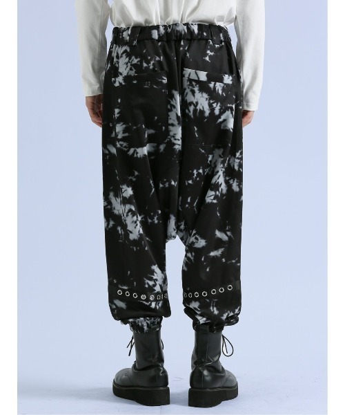 semantic design（セマンティックデザイン）の「セマンティックデザイン×PSYCHONATION スカート脱着 サルエルパンツ（その他パンツ・メンズ・ブラック/レッド/ホワイト×ブラック・LARGE/MEDIUM）」の18枚目の写真