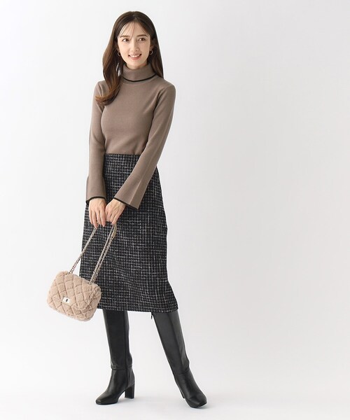 index（インデックス）の「◆≪S-LLsize≫ バイカラータートルネック フレアスリーブニット【洗濯機洗い可】（ニット/セーター・レディース・ダークブラウン系4/ブラック系4/ホワイト系7・40/38/36/42）」の10枚目の写真