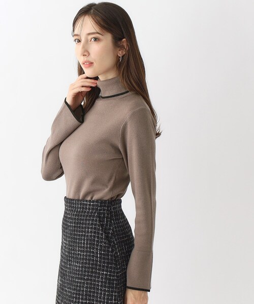 index（インデックス）の「◆≪S-LLsize≫ バイカラータートルネック フレアスリーブニット【洗濯機洗い可】（ニット/セーター・レディース・ダークブラウン系4/ブラック系4/ホワイト系7・40/38/36/42）」の11枚目の写真