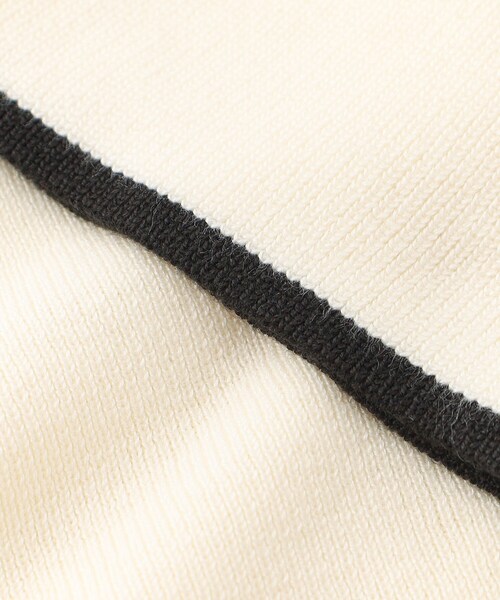 index（インデックス）の「◆≪S-LLsize≫ バイカラータートルネック フレアスリーブニット【洗濯機洗い可】（ニット/セーター・レディース・ダークブラウン系4/ブラック系4/ホワイト系7・40/38/36/42）」の12枚目の写真