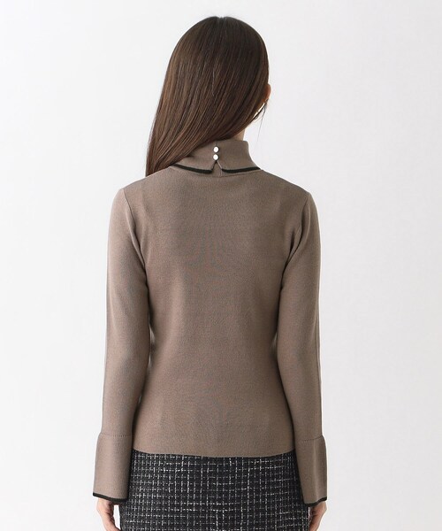 index（インデックス）の「◆≪S-LLsize≫ バイカラータートルネック フレアスリーブニット【洗濯機洗い可】（ニット/セーター・レディース・ダークブラウン系4/ブラック系4/ホワイト系7・40/38/36/42）」の20枚目の写真