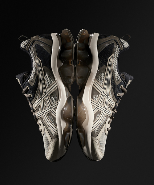 WEB限定【ASICS / アシックス】GEL-QUANTUM KINETIC（スニーカー