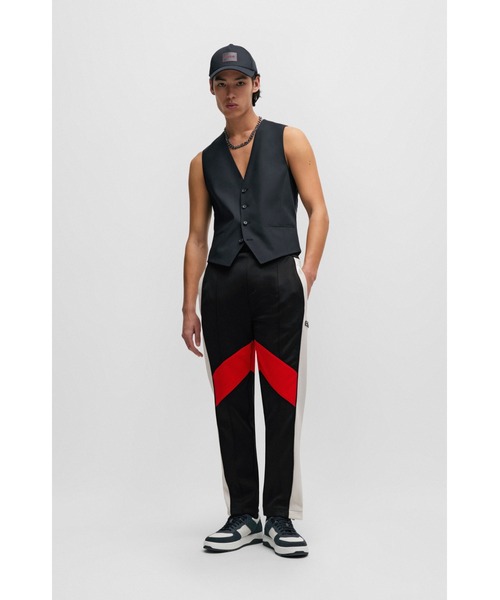 HUGO(ヒューゴ)の「リラックスフィット ジャージー トラックパンツ(スウェットパンツ・メンズ・ブラック・M/L/XXL/XS/S/XL)」の4枚目の写真