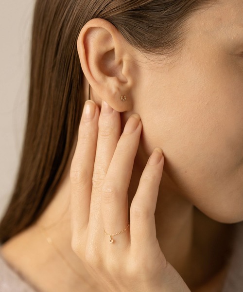 PAS TIERRA（パティエラ）の「【Briller】K10タイニーモチーフピアス（片耳用）（ピアス（片耳用）・レディース・イエロー/ゴールド系その他4/ゴールド系その他5・FREE）」の16枚目の写真