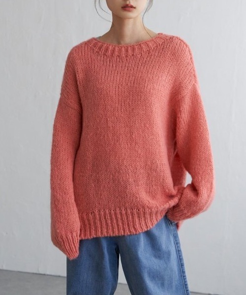 LBC（エルビーシー）の「モヘヤタッチオーバサイズニット（ニット/セーター・レディース・オフホワイト/ブルー/ピンク・M）」の4枚目の写真