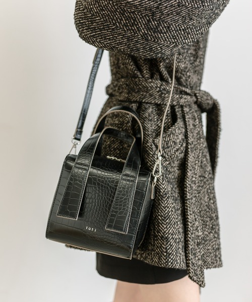 loti（ロティ）の「loti クロコボックスボストンBAG（ボストンバッグ・レディース・ベージュ/ブラック/ブラウン・ONE SIZE）」の14枚目の写真