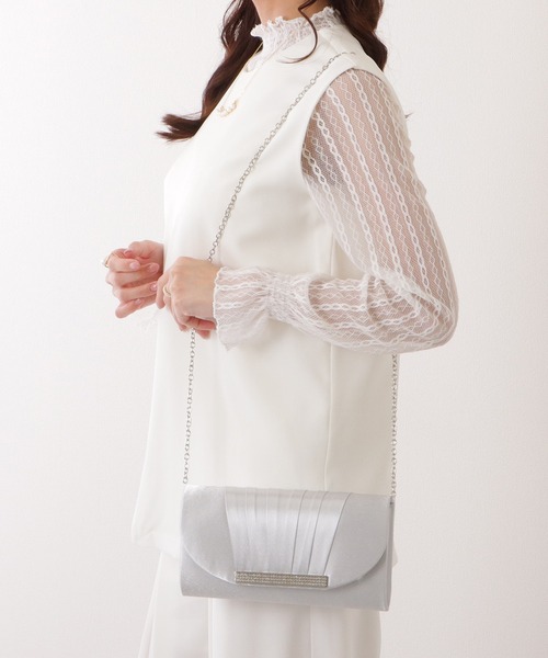 Lace Ladies(レースレディース)の「サテン タック ビジュー付き クラッチ バッグ(クラッチバッグ・レディース・グレー/アイボリー/ブラック・FREE)」の19枚目の写真
