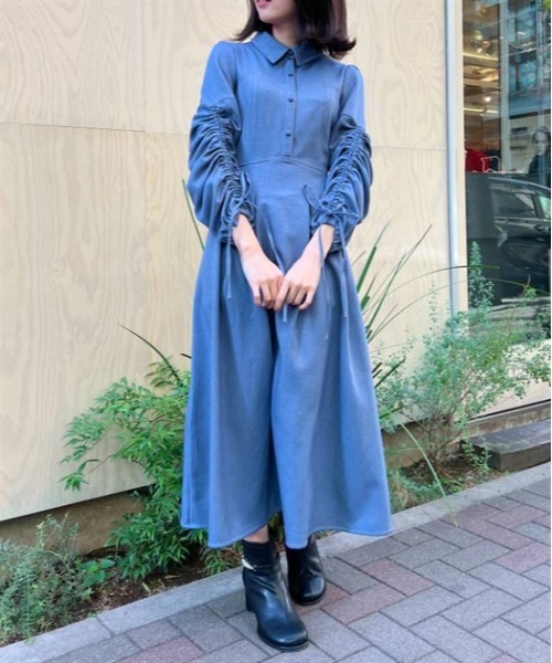 axes femme（アクシーズファム）の「ドロスト袖ハイウエストワンピース（ワンピース・レディース・ブラック/ブルー/グレー・FREE）」の4枚目の写真