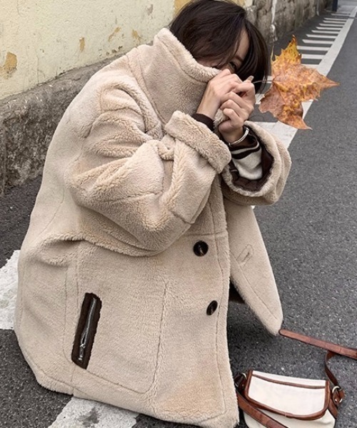 本日限定お値下げ❣️カールドノヒュー　リバーシブル　ムートンジレ KARLDONOGHUEオンライン ショッピング 通販