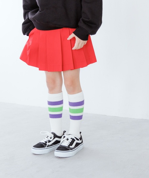 LOWRYS FARM（ローリーズファーム）の「カラープリーツスカート　103948（スカート・キッズ・パープル/グリーン/ブラック/レッド/ベージュ・110cm/120cm/140cm/150cm/130cm）」の5枚目の写真