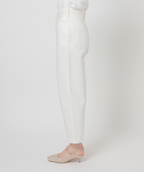 NEEDBY heritage（ニードバイヘリテージ）の「NEED BY heritag/ニードバイヘリテージ LISA（デニムパンツ・レディース・ホワイト/サックスブルー・24/25/26/23）」の5枚目の写真