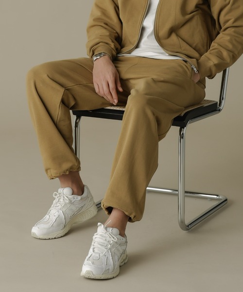 NANO universe(ナノユニバース)の「「NJ/CLUB」HOMESTOCK SORONA裏毛2WAYスウェットパンツ(セットアップ可)(スウェットパンツ・メンズ・ベージュ/ブラック・S/M/L)」の2枚目の写真