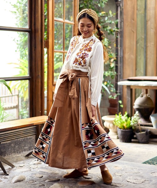 チャイハネ（チャイハネ）の「【チャイハネ】オルンテ刺繍スカート