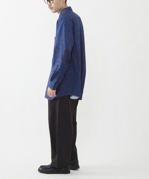 CONVERSE TOKYO(コンバーストウキョウ)の「STAR★ ALLOVER PRINT SHIRT(シャツ/ブラウス・メンズ・ブラック/アイボリー/ブルー・FREE)」の8枚目の写真