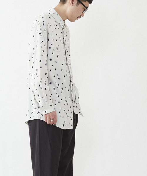 CONVERSE TOKYO(コンバーストウキョウ)の「STAR★ ALLOVER PRINT SHIRT(シャツ/ブラウス・メンズ・ブラック/アイボリー/ブルー・FREE)」の12枚目の写真