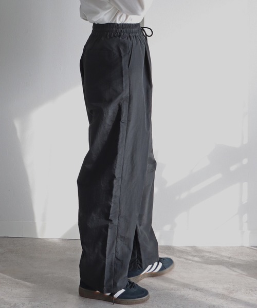 COURO(コウロ)の「ナイロンカーブパンツ(その他パンツ・レディース・カーキ/ブラック/チャコールグレー/ピンク/ホワイト・M)」の15枚目の写真