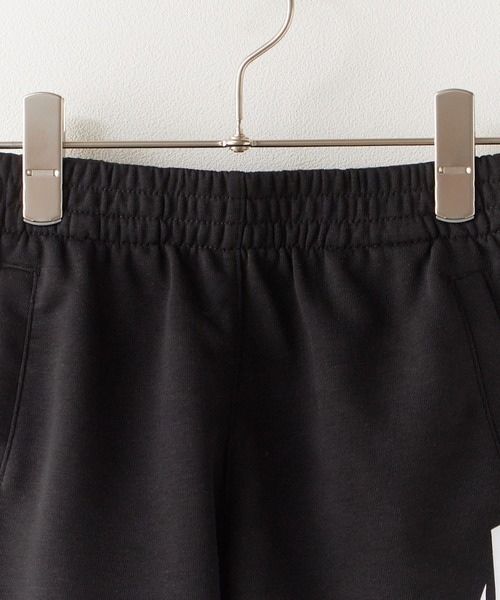 NIKE(ナイキ)の「NIKE/ナイキ NKN N NSW CLUB FT HBR SHORT ショーツ 夏服(スウェットパンツ・キッズ・ブラック/ヘザーグレー/ブルー・4/5/6/7)」の7枚目の写真