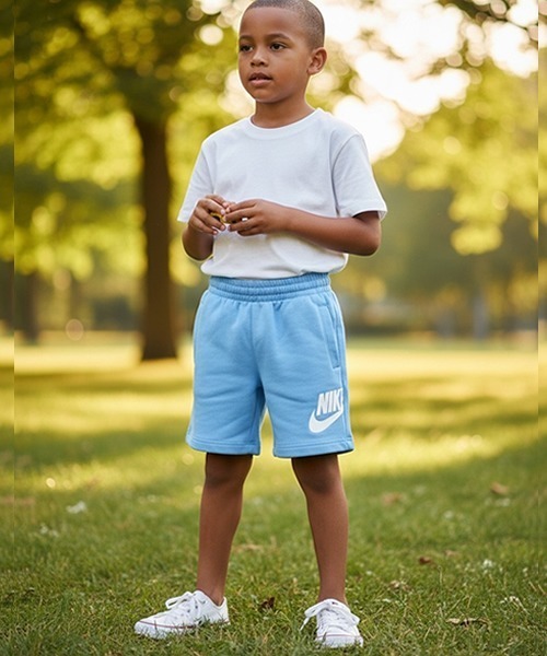NIKE(ナイキ)の「NIKE/ナイキ NKN N NSW CLUB FT HBR SHORT ショーツ 夏服(スウェットパンツ・キッズ・ブラック/ヘザーグレー/ブルー・4/5/6/7)」の15枚目の写真