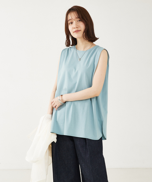 abahouse mavie（アバハウスマヴィ）の「【ノースリーブ】タックロングタンク（Tシャツ/カットソー・レディース・ホワイト/チャコールグレー/ブラック/サックスブルー/レッド系その他・フリー）」の12枚目の写真