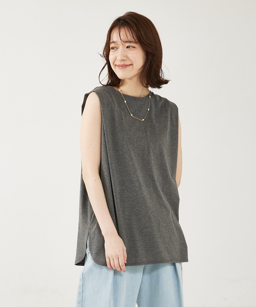 abahouse mavie（アバハウスマヴィ）の「【ノースリーブ】タックロングタンク（Tシャツ/カットソー・レディース・ホワイト/チャコールグレー/ブラック/サックスブルー/レッド系その他・フリー）」の20枚目の写真