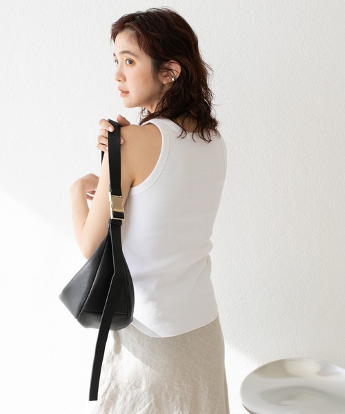 RIVE DROITE（リヴドロワ）の「カップインアメスリタンク（タンクトップ・レディース・ブラック/ホワイト/ベージュ・FREE）」の10枚目の写真