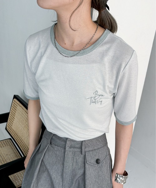 EPIMI E'PIMMY（エピミエピミー）の「刺繍ロゴラメシアー配色Tシャツ（Tシャツ/カットソー・レディース・オフホワイト/ピンク/ブラック・MEDIUM）」の2枚目の写真