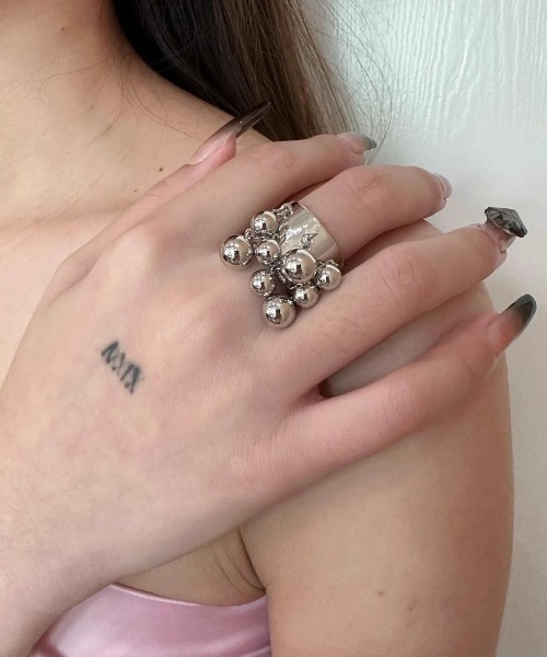 Vipoa（ヴィポア）の「Silver pearl nuance ring（リング・レディース・A/B・FREE）」の19枚目の写真