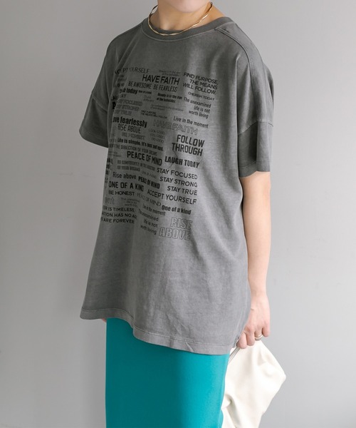 PUAL CE CIN(ピュアルセシン)の「2WAYマルチロゴプリントTシャツ(Tシャツ/カットソー・レディース・グレー/オフホワイト/イエロー・FREE)」の22枚目の写真