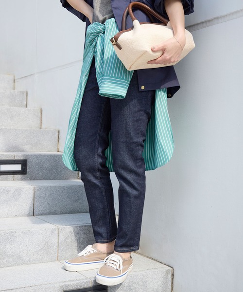 Healthy denim（ヘルシーデニム）の「【Healthy DENIM】別注/ミッドライズテーパードデニム-H.Salt Midrise Tapered（デニムパンツ・レディース・ブルー/ネイビー・22/24/23）」の21枚目の写真