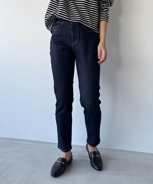 Healthy denim（ヘルシーデニム）の「【Healthy DENIM】別注/ミッドライズテーパードデニム-H.Salt Midrise Tapered（デニムパンツ・レディース・ブルー/ネイビー・22/24/23）」の22枚目の写真