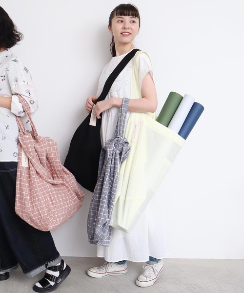 l'atelier du savon（アトリエドサボン）の「2wayでかバッグ（ショルダーバッグ・レディース・ブルー/ブラック/オレンジ/イエロー・FREE）」の22枚目の写真