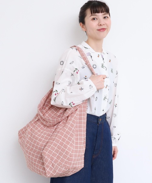 l'atelier du savon（アトリエドサボン）の「2wayでかバッグ（ショルダーバッグ・レディース・ブルー/ブラック/オレンジ/イエロー・FREE）」の9枚目の写真