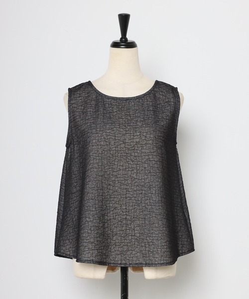 MINERTE(ミネルテ)の「【MINERTE】nuance touch back slit blouse / バックスリットノースリーブブラウス / セットアップ可能(シャツ/ブラウス・レディース・ベージュ/アイボリー/ブラック・FREE)」の5枚目の写真