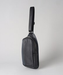 ◆サフィアーノ切替えボディバック