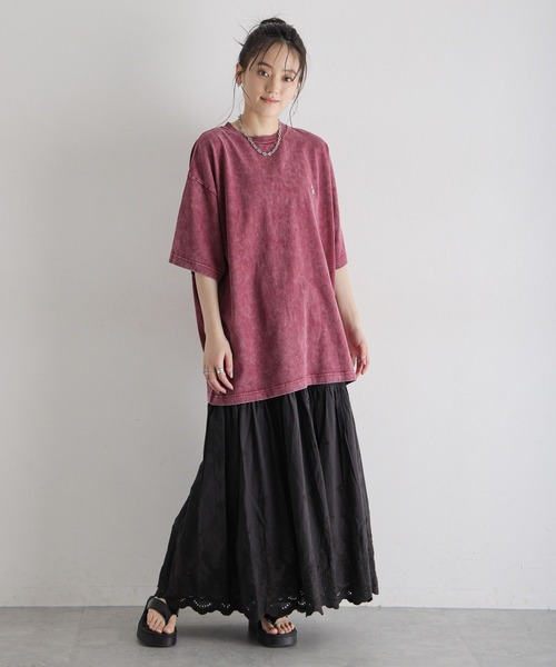 RAGEBLUE（レイジブルー）の「ワンポイント刺繍/ピグメントBIGTシャツ（Tシャツ/カットソー・レディース・グレイッシュベージュ/ブラック/レッド・FREE）」の18枚目の写真