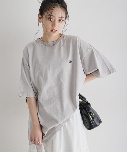 RAGEBLUE（レイジブルー）の「ワンポイント刺繍/ピグメントBIGTシャツ（Tシャツ/カットソー・レディース・グレイッシュベージュ/ブラック/レッド・FREE）」の15枚目の写真