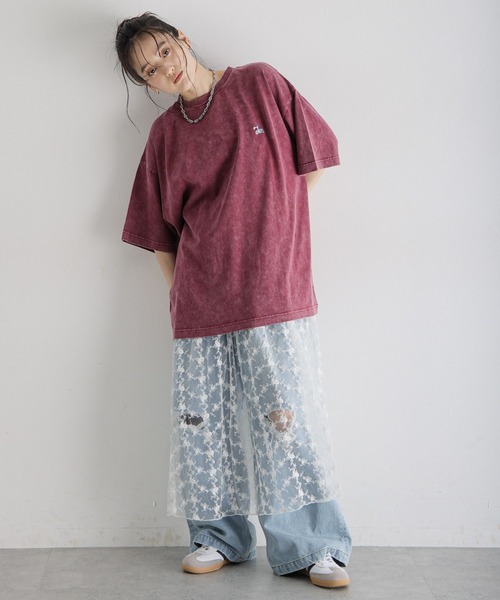 RAGEBLUE（レイジブルー）の「ワンポイント刺繍/ピグメントBIGTシャツ（Tシャツ/カットソー・レディース・グレイッシュベージュ/ブラック/レッド・FREE）」の11枚目の写真