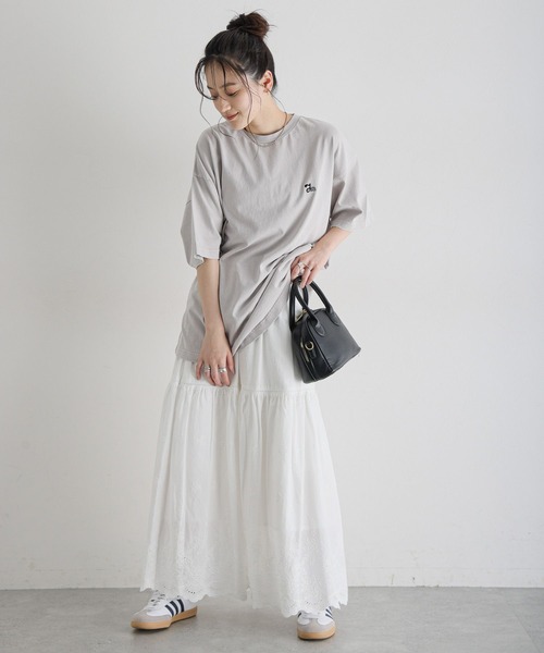 RAGEBLUE（レイジブルー）の「ワンポイント刺繍/ピグメントBIGTシャツ（Tシャツ/カットソー・レディース・グレイッシュベージュ/ブラック/レッド・FREE）」の16枚目の写真