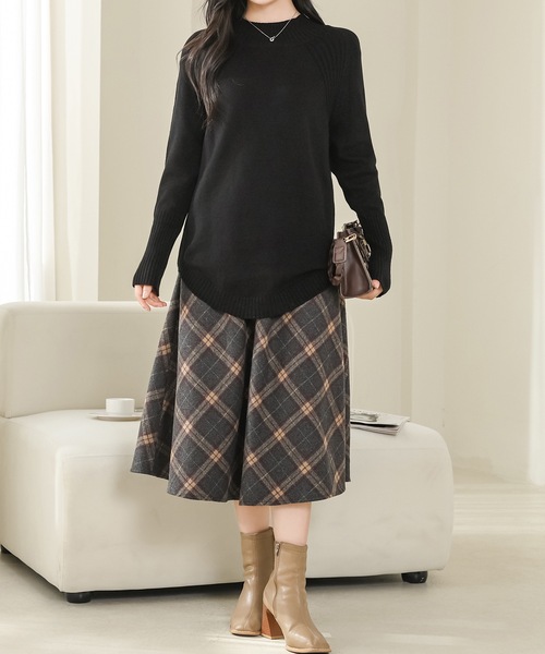 Lace Ladies(レースレディース)の「ラウンドカット ハイネック リブ ニット プルオーバー(ニット/セーター・レディース・ブラウン/ブラック/アイボリー・FREE)」の6枚目の写真