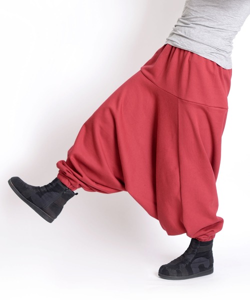 MARAI（マーライ）の「エスニック柄 裏起毛サルエルスウェットパンツ（スウェットパンツ・レディース・ネイビー/ブラック系その他/ブルー/チャコールグレー/ブラック系その他2/ブラック/ブラック×パープル/ブラック×ベージュ/ライトグレー/ブラウン/レッド/カーキ・105cm/100cm）」の12枚目の写真