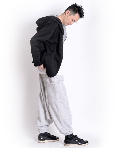 MARAI（マーライ）の「エスニック柄 裏起毛サルエルスウェットパンツ（スウェットパンツ・レディース・ネイビー/ブラック系その他/ブルー/チャコールグレー/ブラック系その他2/ブラック/ブラック×パープル/ブラック×ベージュ/ライトグレー/ブラウン/レッド/カーキ・105cm/100cm）」の18枚目の写真