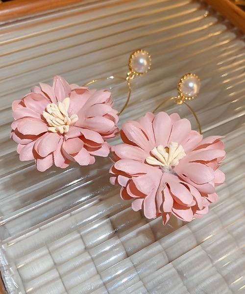 確保済!ギフトに最適♡フラワーお嬢様ピアス♡大振り 楽天市場】affure ミニフラワー ピアス A17-08422(ピアス