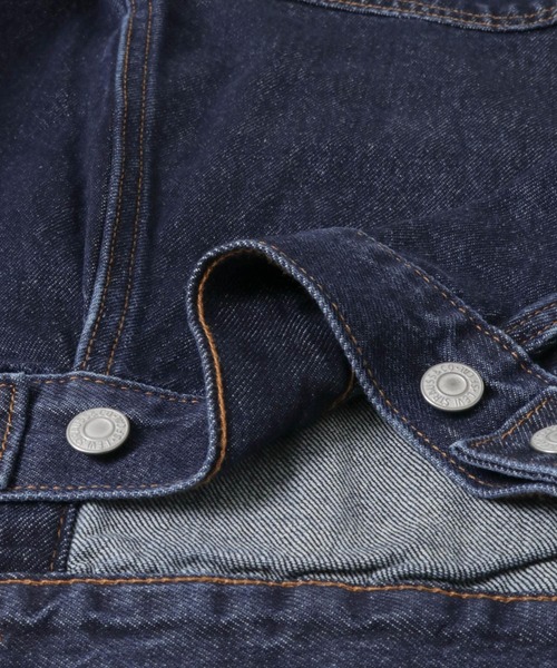 Levi's(リーバイス)の「Levi’s SHRUNKEN 90S TRUCKER(デニムジャケット・レディース・インディゴブルー・SMALL)」の11枚目の写真