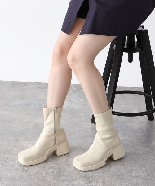 JEANASIS（ジーナシス）の「スクエアストレッチヒールブーツ/148925（ブーツ・レディース・ブラック系その他/ブラック/ホワイト系その他/ブラウン・MEDIUM/LARGE）」の20枚目の写真