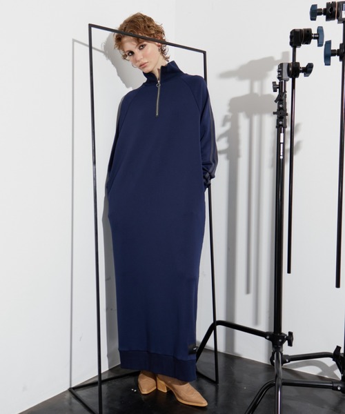 WONEM（ウォンエム）の「ハイネックトラックラインワンピース（ワンピース・レディース・ホワイト/ネイビー/ブラック・FREE）」の19枚目の写真