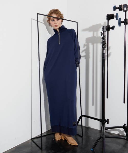 WONEM（ウォンエム）の「ハイネックトラックラインワンピース（ワンピース・レディース・ホワイト/ネイビー/ブラック・FREE）」の20枚目の写真