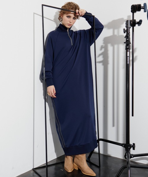 WONEM（ウォンエム）の「ハイネックトラックラインワンピース（ワンピース・レディース・ホワイト/ネイビー/ブラック・FREE）」の22枚目の写真