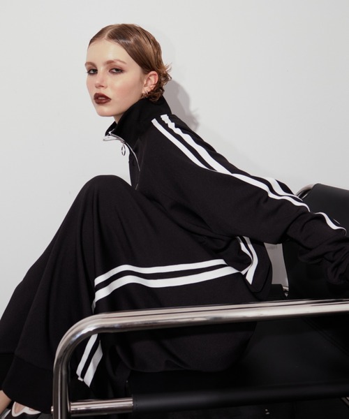 WONEM（ウォンエム）の「ハイネックトラックラインワンピース（ワンピース・レディース・ホワイト/ネイビー/ブラック・FREE）」の7枚目の写真